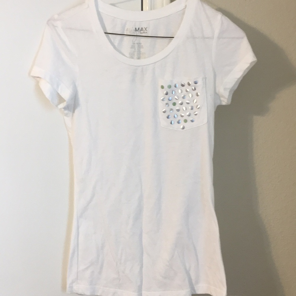 White buttoned shirt